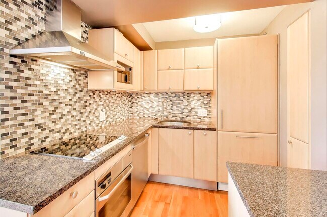 Foto del edificio - 2909 N Sheridan Rd