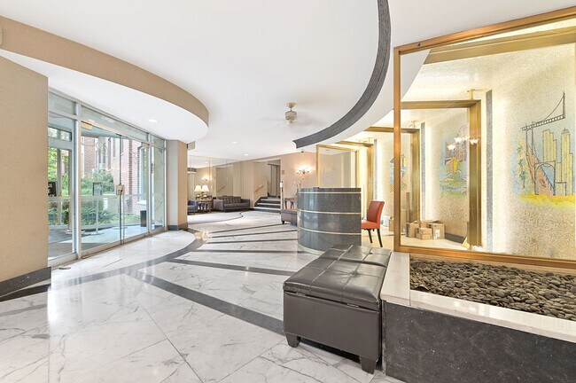 Foto del edificio - 8401 Main St