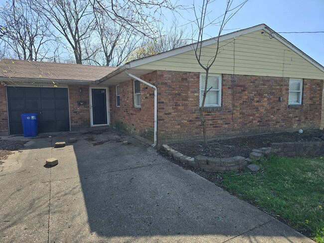 4 Bedroom House - 4 Bedroom House