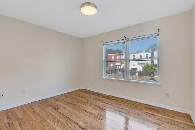 Foto del edificio - 529 M.L.K. Drive