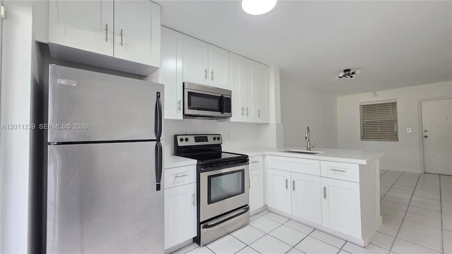 Photo - 2575 SW 27th Ave Apartment