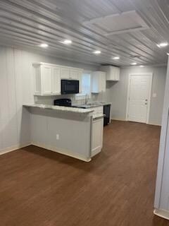 Foto del edificio - 1704 Alpine Rd