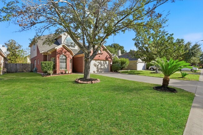 Building Photo - 14722 Trailbrook Dr