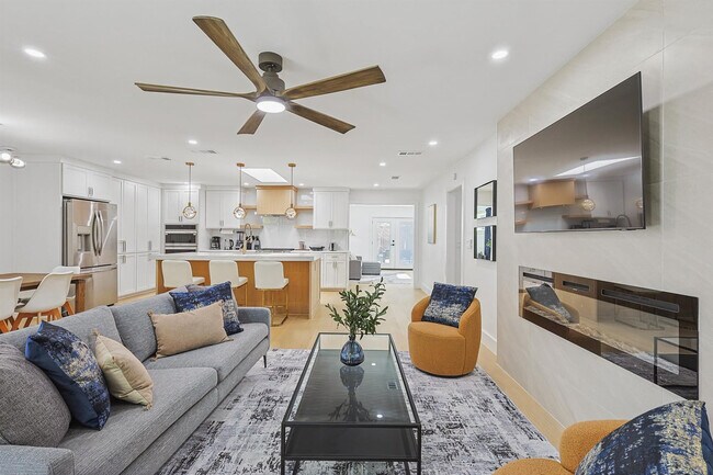 Foto del edificio - 6639 Aintree Cir