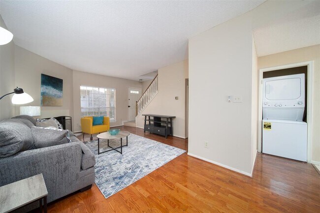 Foto del edificio - 7575 Cambridge St