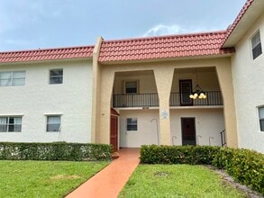 Building Photo - 138 Lake Frances Dr