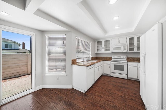 Building Photo - 73 Summerstone