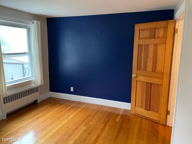 Foto del edificio - 3 br, 2 bath House - 203 Cambridge St