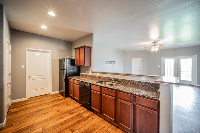 Building Photo - 1213 Switchgrass Ln