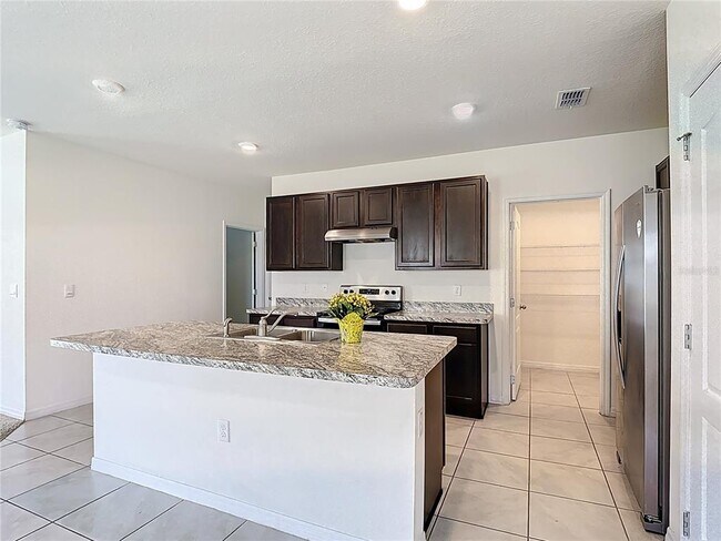 Building Photo - 1808 Post Oak Dr