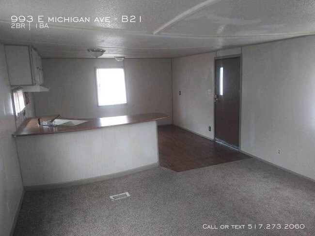 Building Photo - remodeled 2 Bedroom Mobile Home