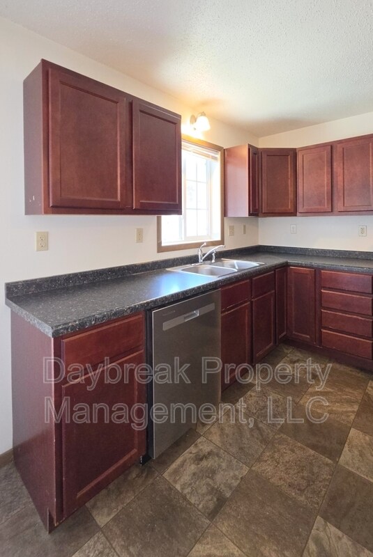 Foto del edificio - 317 16th St S