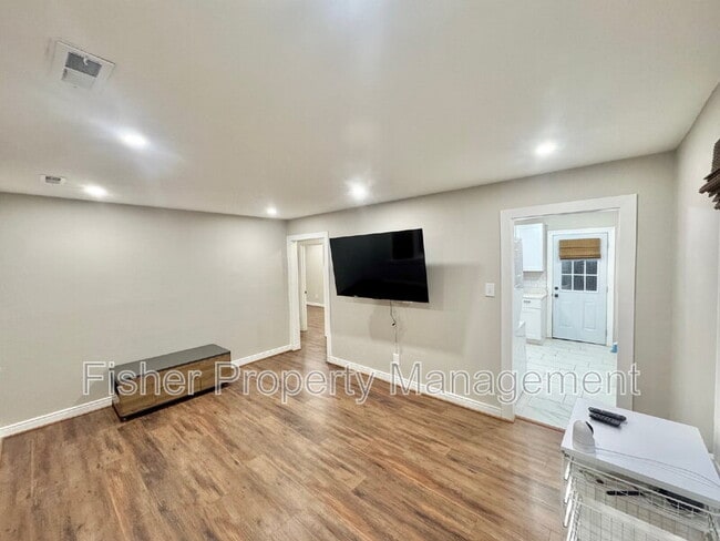 Foto del edificio - 518 Northside Ave