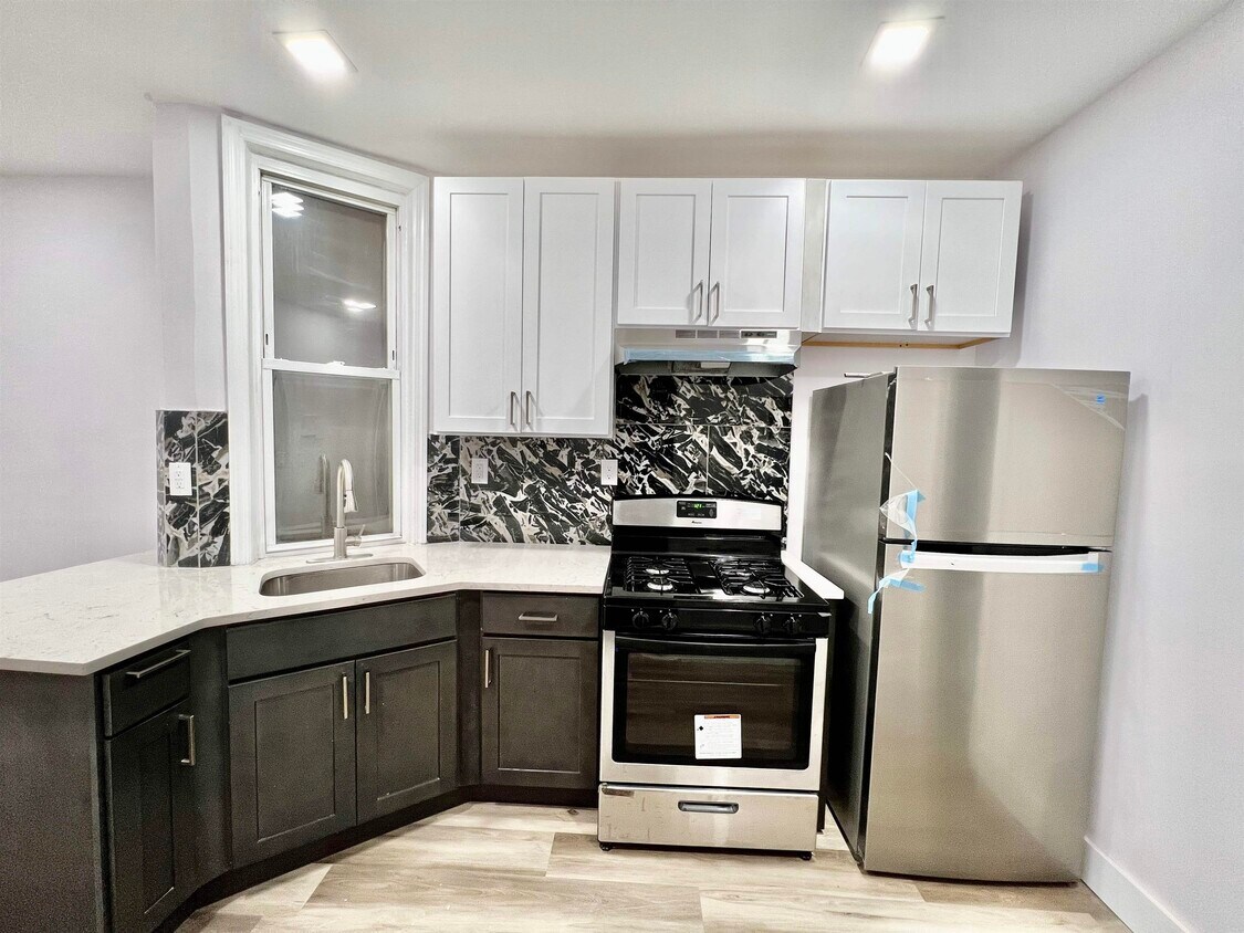 Foto principal - 47 Logan Ave