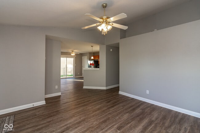 Foto del edificio - 1104 Torino Ln