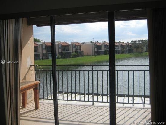 Foto del edificio - 510 W Park Dr