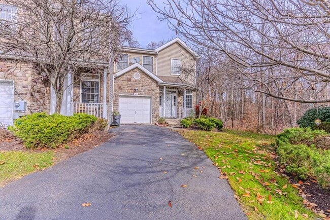 Photo - 305 Raymound Blvd Townhome