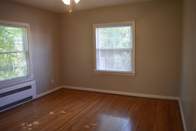 Building Photo - The Arborview