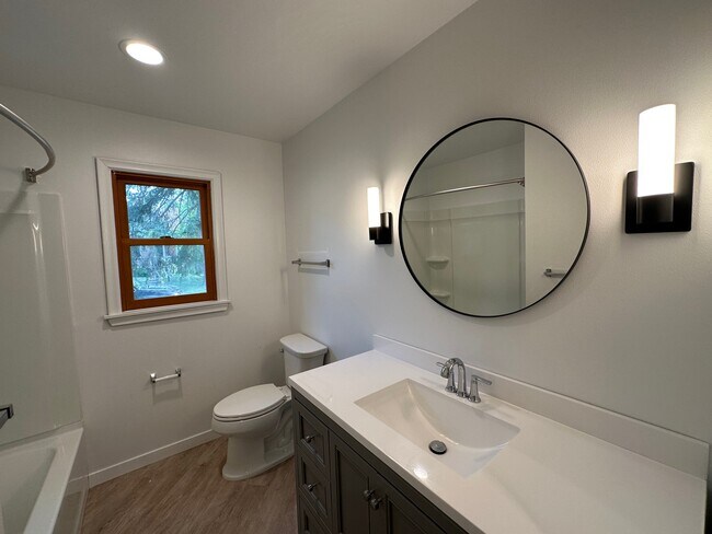 Bathroom - 5526 Terre Haute Ave