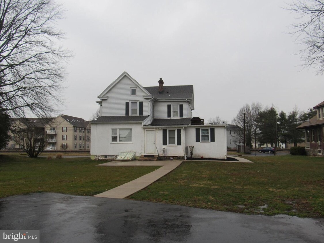 Primary Photo - 206 Penn Ave