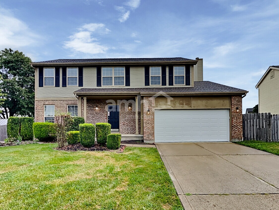 Foto principal - 8438 Lucerne Dr