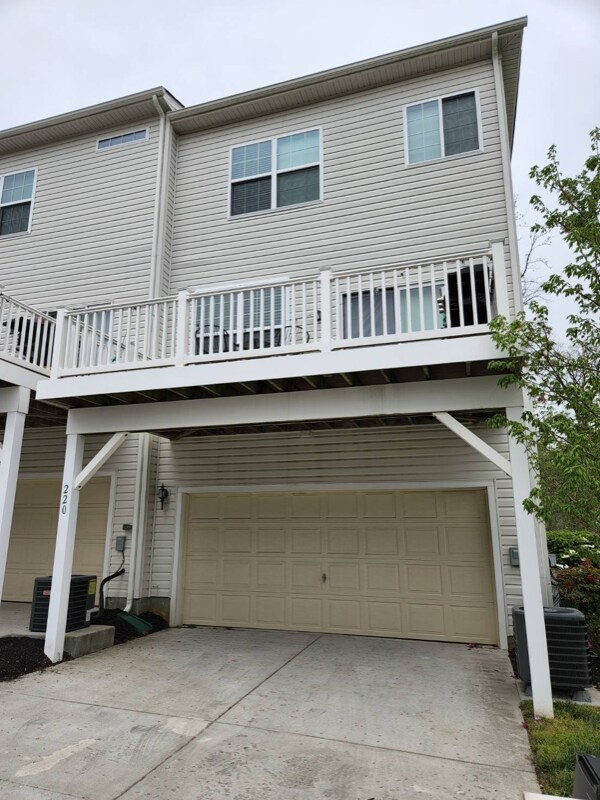 Foto del edificio - 220 Ironwood Manor Dr