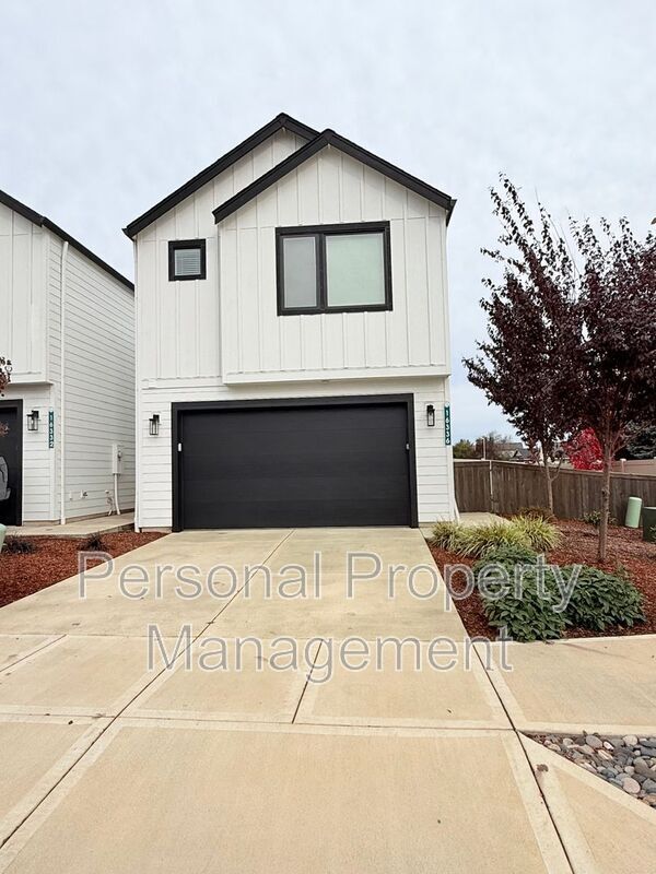 Foto principal - 16336 NE 21st St