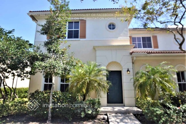 Building Photo - 2465 SW 99th Way