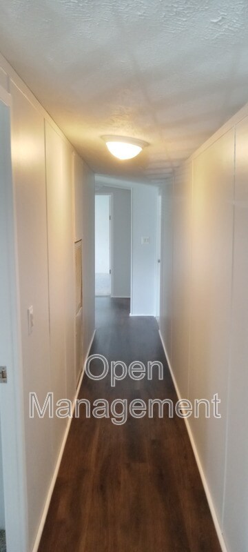 Foto del edificio - 1100 Thornwood Dr SW