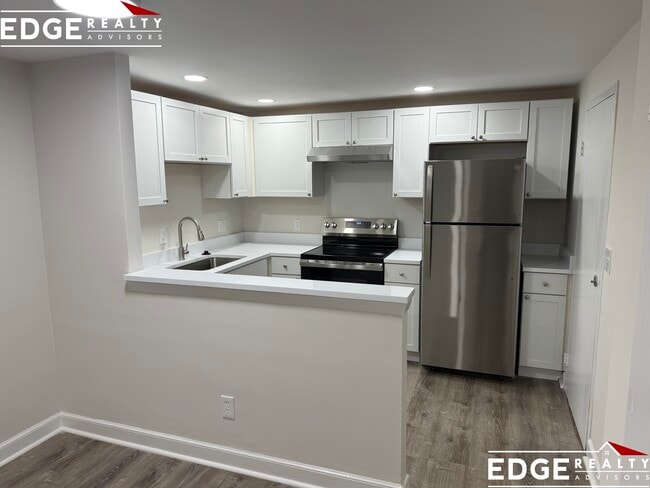 Building Photo - 1105 Lexington St