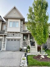 Building Photo - 6 Upper Mercer St