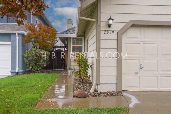 Foto del edificio - Single Story Charming 3-Bedroom Pleasanton Home Now MOVE IN Ready!