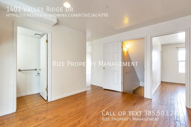 Foto del edificio - 1401 Valley Ridge Dr