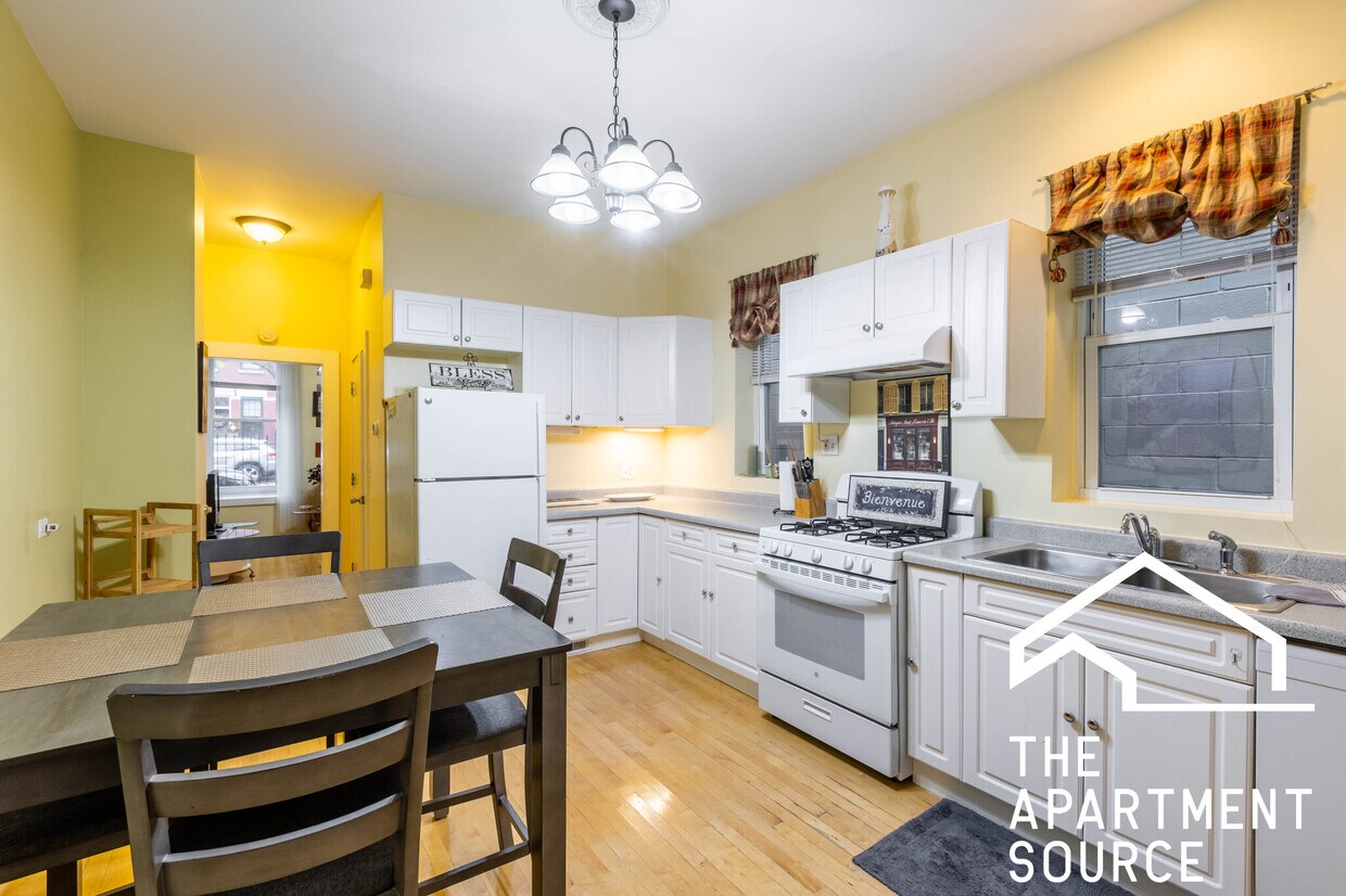 Foto principal - 1552 N Honore St