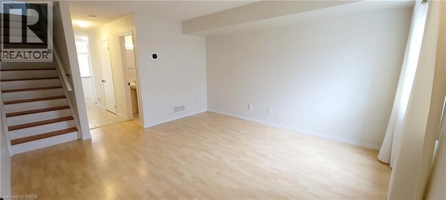 Building Photo - 139 Brighton St