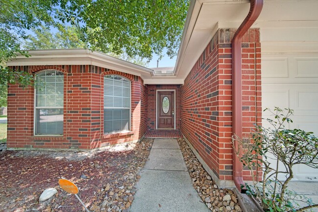 Building Photo - 135 Fairwind Trail Dr