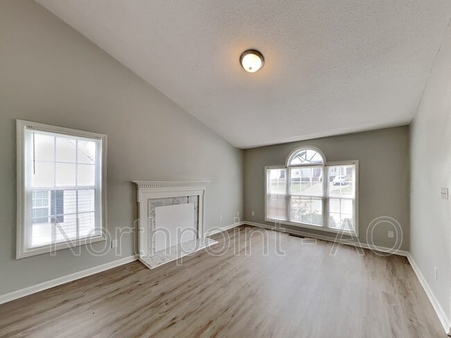 5421 Neuse View Dr - 4