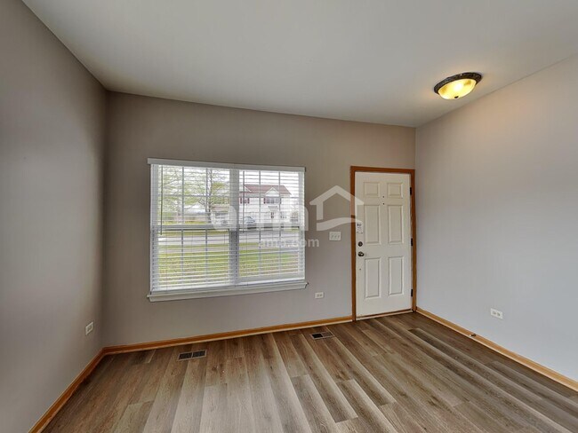 Foto del edificio - 1101 Burns Ln