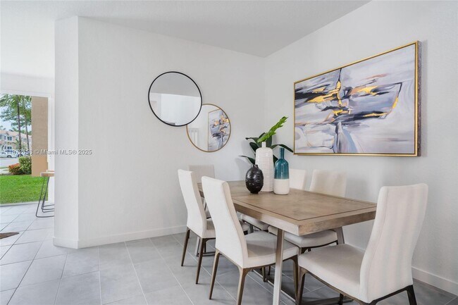 Foto del edificio - 2583 SE 10th St