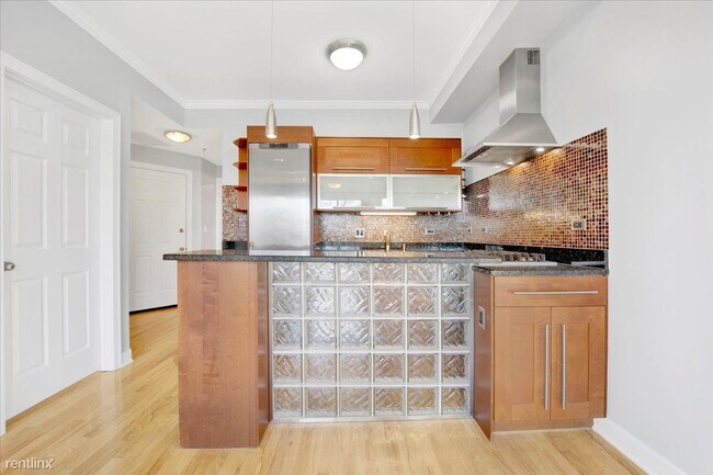 Foto del edificio - 2 br, 1 bath Condo - 3918 N Kedvale Ave