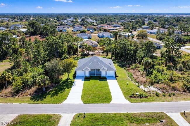 Foto del edificio - 2421 Milton Ave S