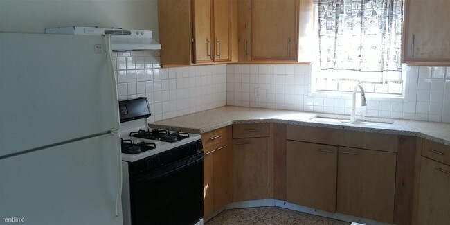 Building Photo - 3 br, 2 bath House - 1702 Villanova Ave