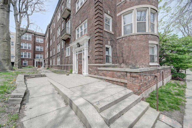 Foto del edificio - 1927 N Prospect Ave