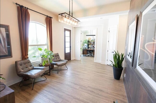 Building Photo - 2517 Caddo Canoe Dr