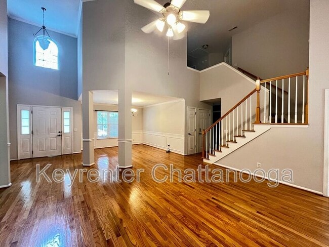Building Photo - 5775 Crooked Creek Dr
