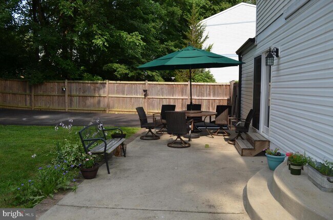 Building Photo - 8216 Langport Terrace