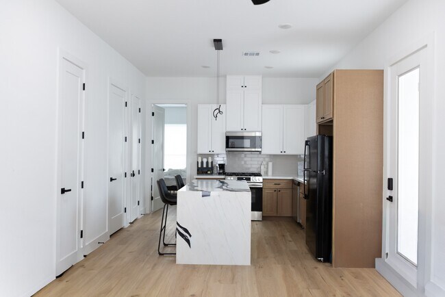 Foto del edificio - 7129 Sidney St