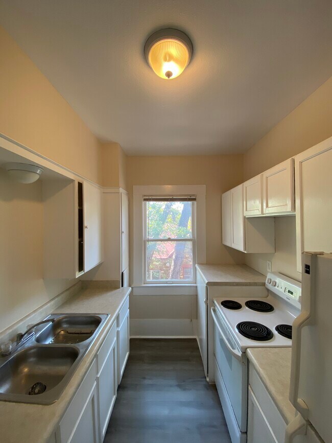 1614 W Kings Hwy, San Antonio, TX 78201 House for Rent in San Antonio