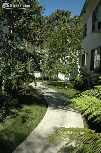 Foto del edificio - 3650 Los Feliz Blvd