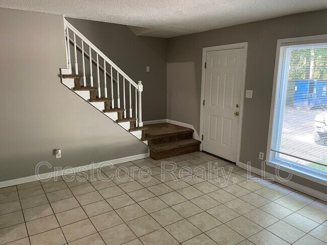 Foto del edificio - 643 Spottswood Manor Dr